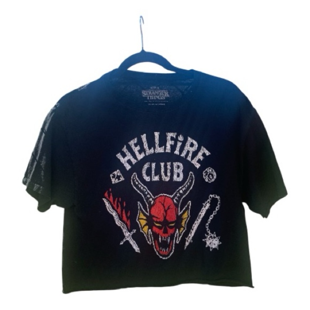 Netflix Black Hellfire Club Women's Cropped Cotton T-Shirt with Logo Size Medium
